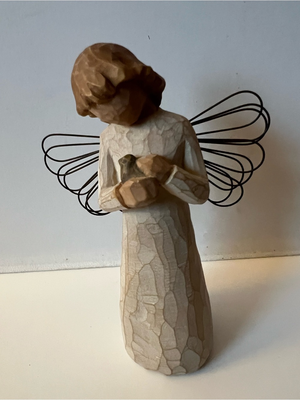 Willow Tree Angel of Healing Figurine Susan Lordi Demdaco 1999